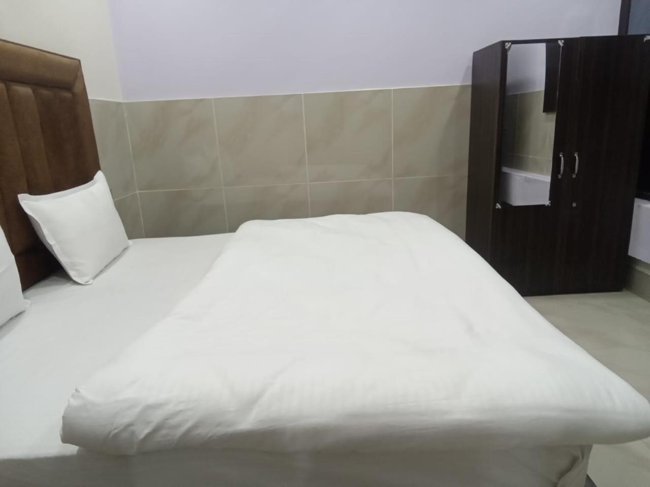 Vrindāvan Dixit Residency酒店 外观 照片