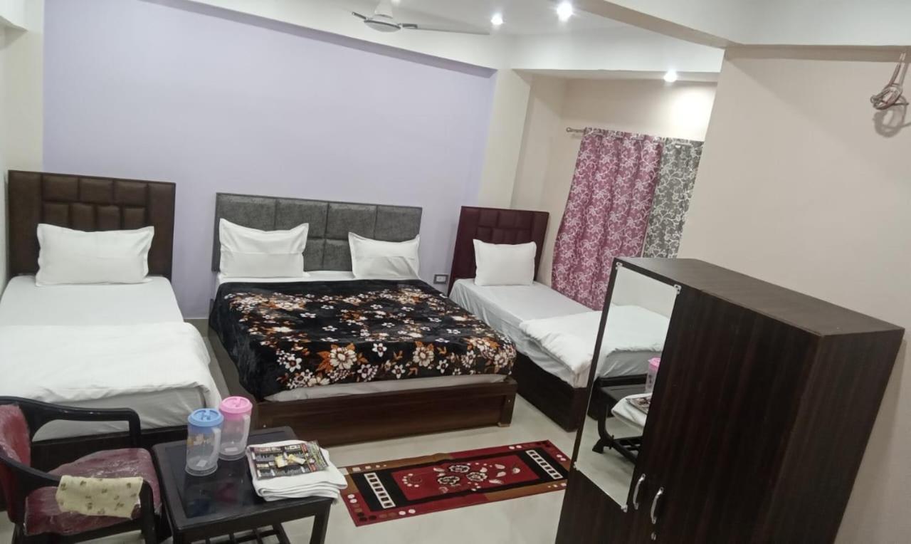 Vrindāvan Dixit Residency酒店 外观 照片