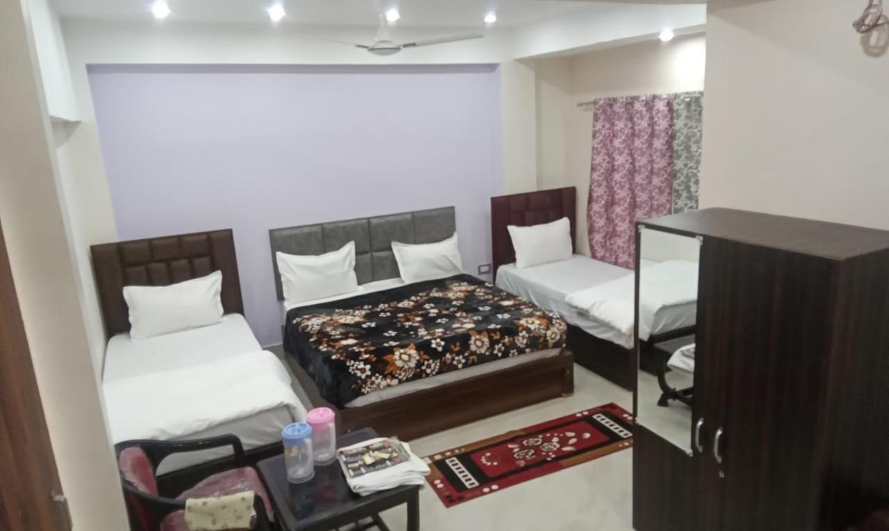 Vrindāvan Dixit Residency酒店 外观 照片